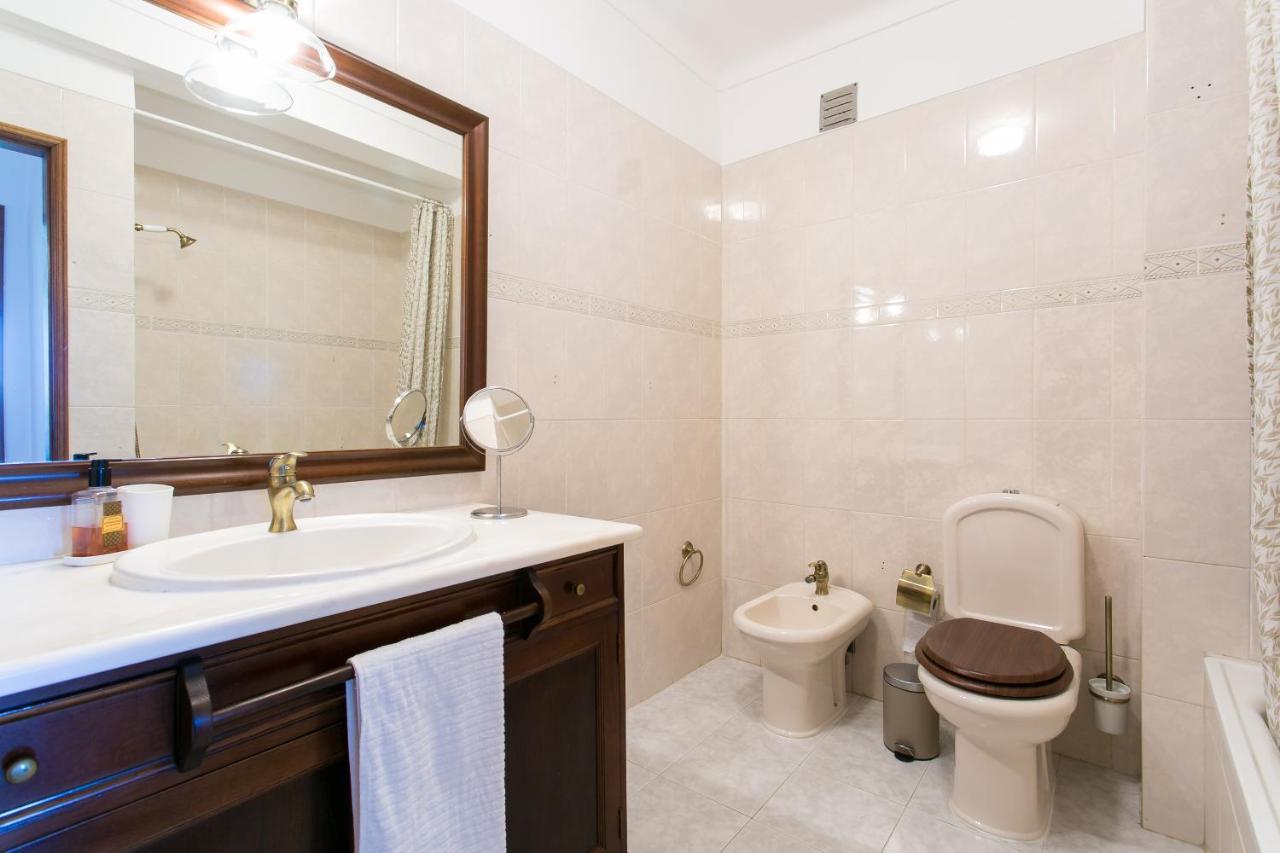 Apartamento Central Setubal Sossegado E Com Luz Esterno foto